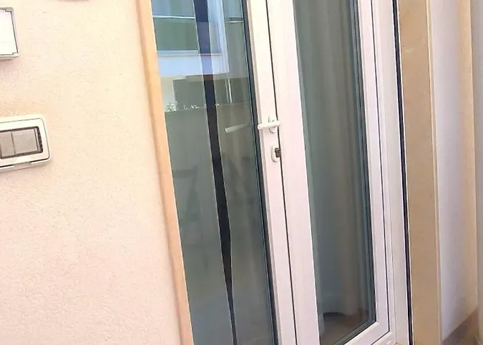 住宿加早餐酒店 Alba 滨海波利尼亚诺