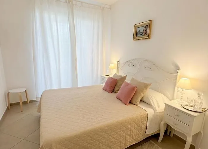 Alba 住宿加早餐酒店 4*